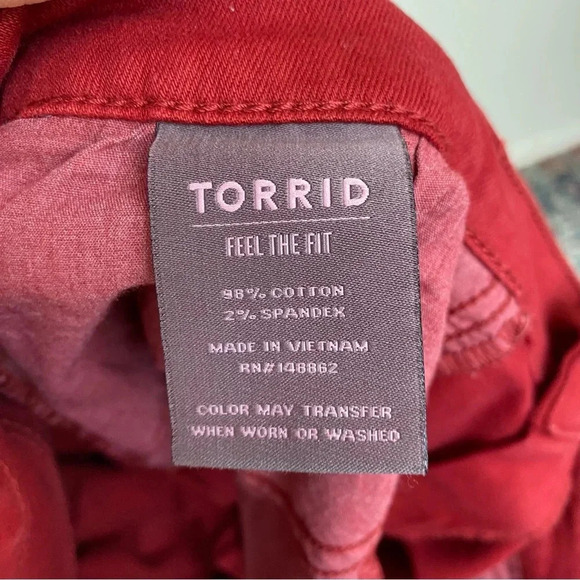 NWT Torrid Boyfriend Straight Vintage Stretch Mid-Rise Denim Jean Red Sz 18 R - Picture 15 of 16